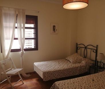 Piso de alquiler en Calle Rector José Vida Soria, 2, Playa de Granada - Photo 3