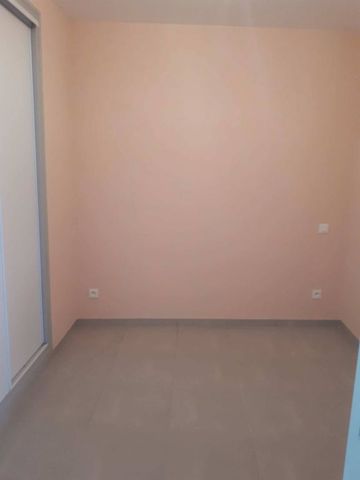 Location Maison 2 pièces 43m² - Photo 5