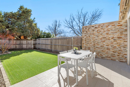 2/36 Strzelecki Cres, Narrabundah ACT 2604 - Townhouse For Rent | Domain - Photo 5