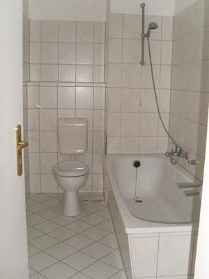 Zweiraumwohnung mit Balkon in zentrumsnaher Wohnlage! - Photo 1