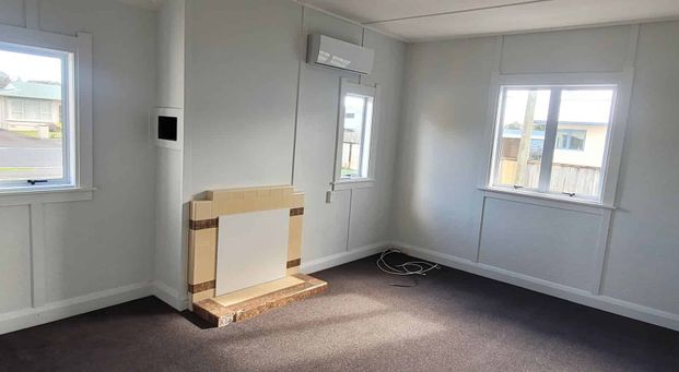 114 MacFarlane Street - Photo 1