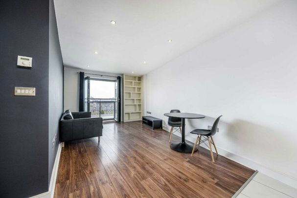 Plumbers Row, Aldgate, E1 - Photo 1