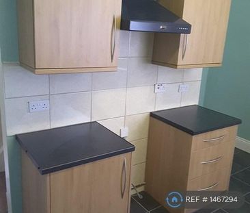 2 bedroom terraced house to rent - Photo 5