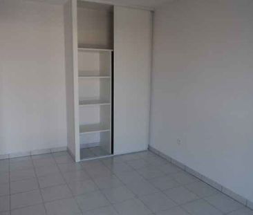 Location Appartement 2 pièces 44m² - Photo 3