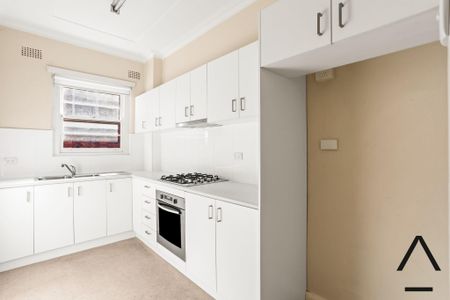 11/48 Sir Thomas Mitchell Road, Bondi Beach NSW 2026 - Apartment For Rent | Domain - Photo 3