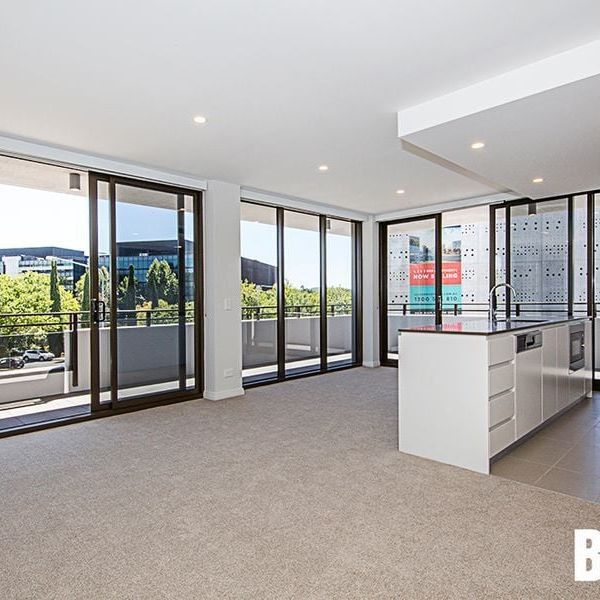 19/44 Macquarie Street Barton ACT - Photo 1