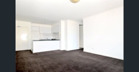 Parkside: Elegant Three Bedders! - Photo 2