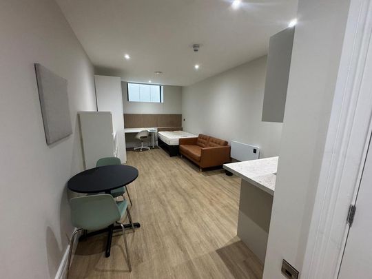 1 bedroom property to rent - Photo 1