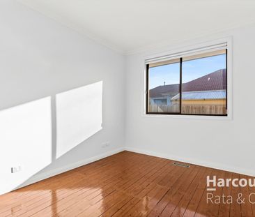 Low Maintenance Living! - Photo 5