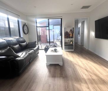 Empire Design and Comfort - Photo 3