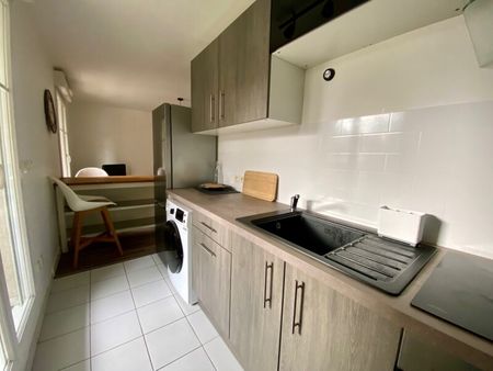 Location Appartement 2 pièces 45m² ORLEANS 45000 - Photo 3