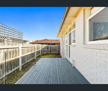 Renovated Home in the West End! - Photo 1