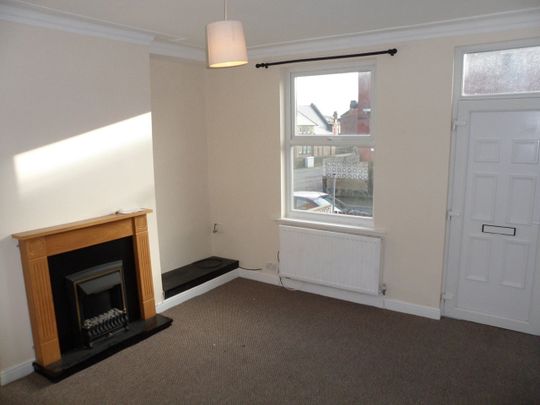 2 Bed Terraced House, Rombalds Avenue, LS12 - Photo 1