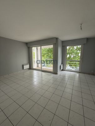 Location Appartement 2 pièces 50m² MONTAIGU VENDEE 85600 - Photo 1