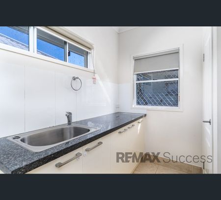 2/145 Bridge Street, North Toowoomba, Qld 4350 - Photo 5
