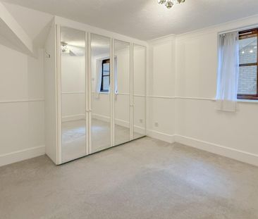 River Meads, Stanstead Abbotts - Photo 2