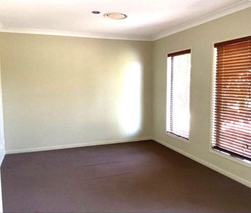 Perfect Family Home in Pacific Pines - Photo 2
