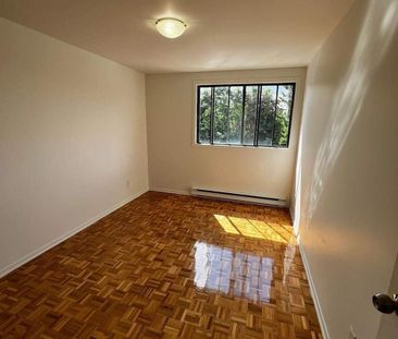 2 CH - 1 SDB - Laval - $1,540 /mo - Photo 2