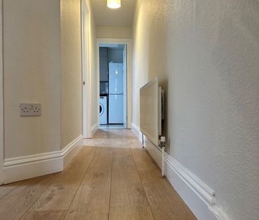 2 Bed Flat, Medusa Road, SE6 - Photo 3
