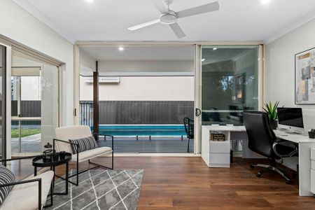 5 Silverbirch Place, Bridgeman Downs QLD 4035 - House For Rent | Domain - Photo 4