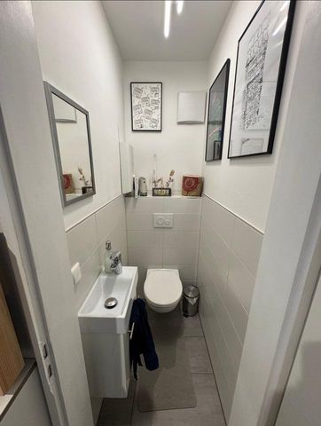 Wunderschöne 2 ZW, Zentral mit Stellplatz - Photo 3