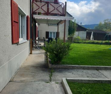 5.5-room ground floor apartment with terrace - Photo 1