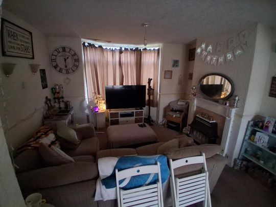 3 bedroom terraced house to rent - Photo 1
