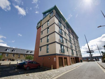 Unicorn Court, West Victoria Dock Road, City Quay 34, DD1 3BH, Dundee - Photo 4