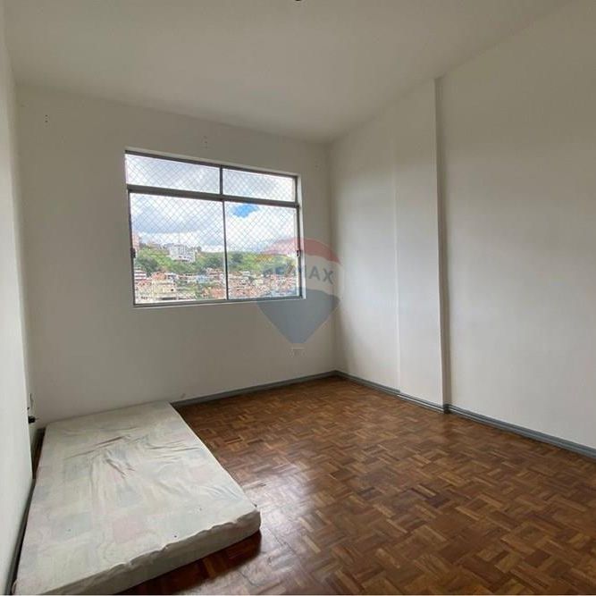 Apartamento espaçoso na Rio Branco com portaria 24h e elevador - Foto 1