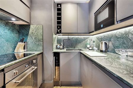 A fantastic one bedroom flat with private patio - Photo 5