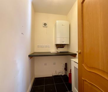 2 bedroom Detached Bungalow to let - Photo 2