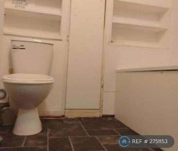 1 bedroom in a house share to rent - Photo 6