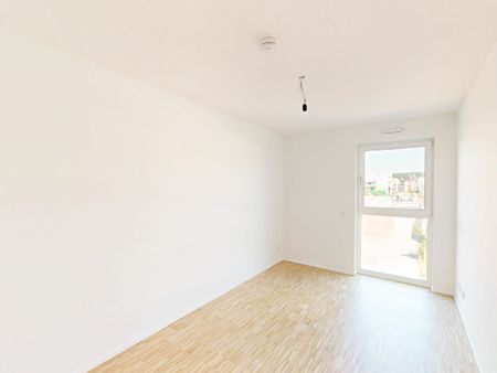 Viel Platz zum Entfalten! 4-Zimmer-Wohnung mit Balkon und EBK - Photo 5