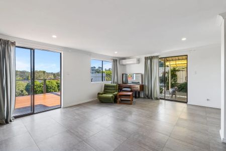 Neat & Spacious Family Home - Photo 2