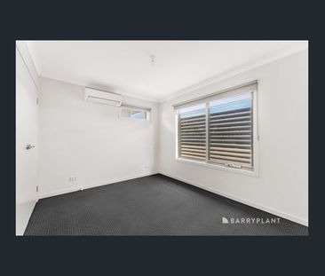 RESERVOIR - 2 BEDROOMS PLUS STUDY - Photo 3