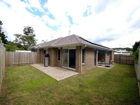 3 Bedroom Duplex in Quiet Street - Photo 5