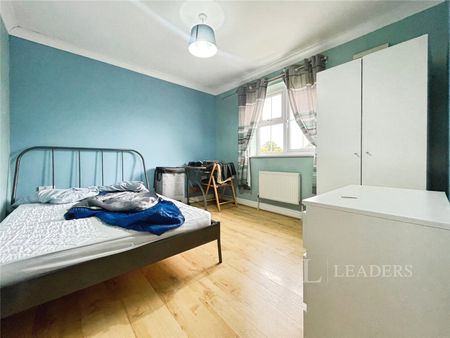 4 bedroom house to rent Kinghorn Road, Norwich, NR2 - Photo 3