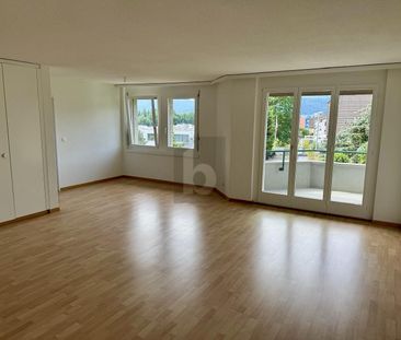 ZENTRAL MIT AUSBLICK - Photo 1