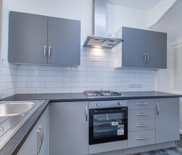 Strathmore Avenue - Photo 3