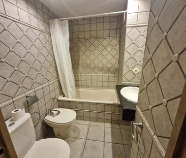 Apartamento de alquiler en Carrer del Putxet, El Putget i el Farró - Photo 5