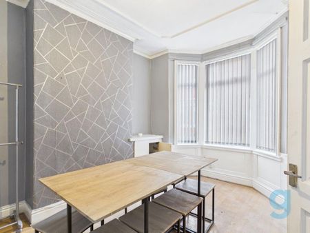 3 bedroom terraced house to rent - Photo 3