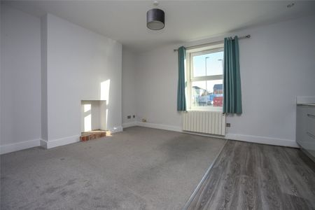 St. James Street, - Photo 2