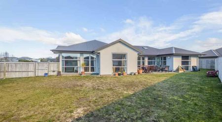 Parklands, 4 bedrooms - Photo 2
