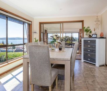 Panoramic water Views - Photo 3