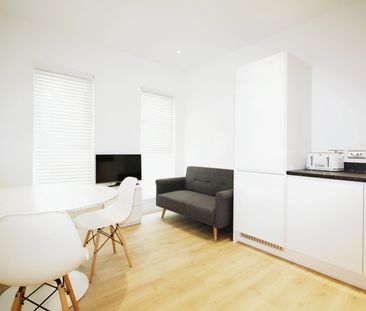 2 bedroom apartment to rent Oriel Road, Cheltenham, GL50 - Photo 5