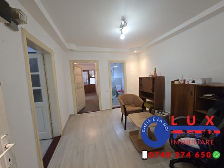 ID 9553 Casă de închiriat – Strada Mircea Voda - Fotografie 4