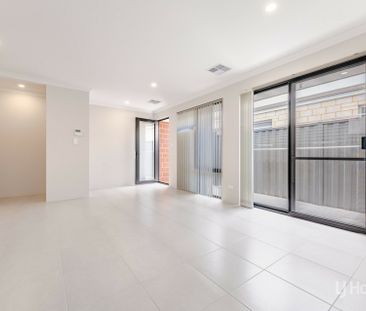 Modern, Light-Filled Home in Sought-After Frasers Landing - Dual Li... - Photo 1