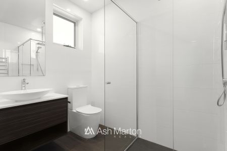 3/10 Wilton Grove, Elwood, VIC 3184 - Photo 5