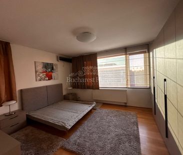 Charming and Practical 3 Bedrooms Penthouse Apartment, Herastrau, B... - Photo 6