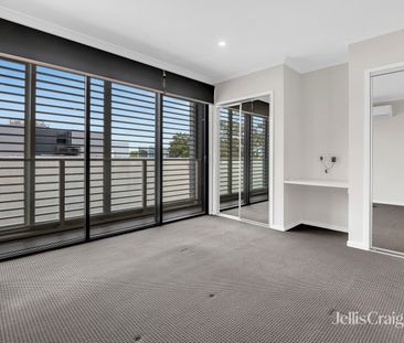 3 Seymour Lane, Williamstown VIC 3016 - Townhouse For Rent | Domain - Photo 4
